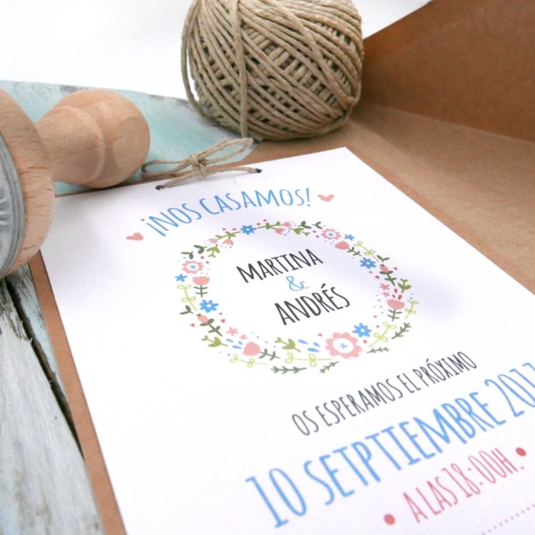 Invitación modelo Floral+Kraft